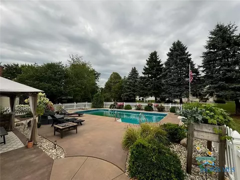 105 Shaffer Blvd, Bryan, OH 43506 photo 5