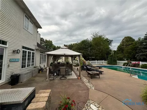 105 Shaffer Blvd, Bryan, OH 43506 photo 6