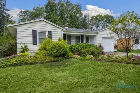 1021 Rosedale St, Maumee, OH 43537