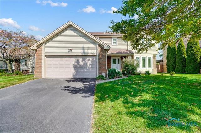 3131 Cindy Dr, Oregon, OH 43616