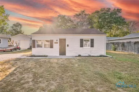 109 N Favony Ave, Toledo, OH 43615