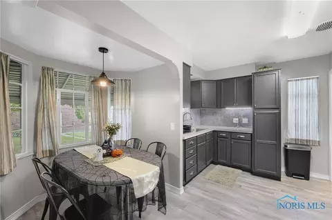 833 Keil Rd, Toledo, OH 43607 photo 18