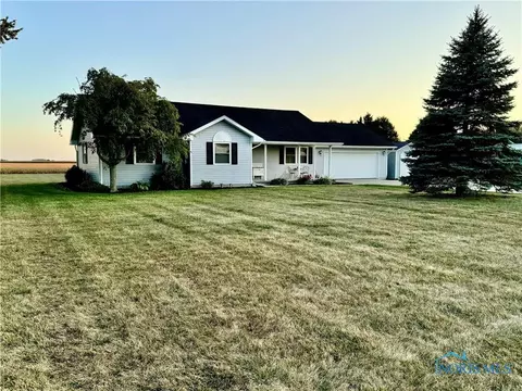 4441 County Rd N Rd, Mcclure, OH 43534