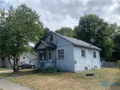 537 Clinton Ct, Findlay, OH 45840