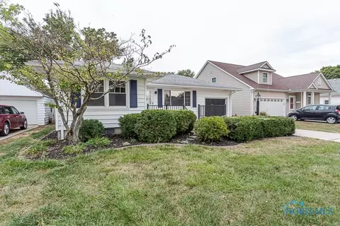 419 E Indiana Ave, Maumee, OH 43537