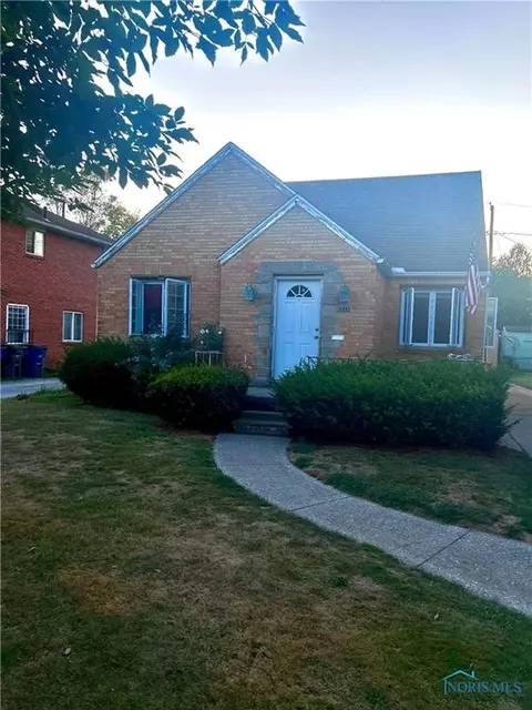 2015 Perth St, Toledo, OH 43607