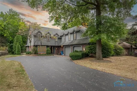 1725 Wyandotte Blvd, Maumee, OH 43537