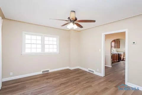 3652 Douglas Rd, Toledo, OH 43613 photo 10