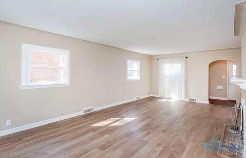 3652 Douglas Rd, Toledo, OH 43613 photo 9