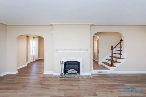 3652 Douglas Rd, Toledo, OH 43613 photo 7