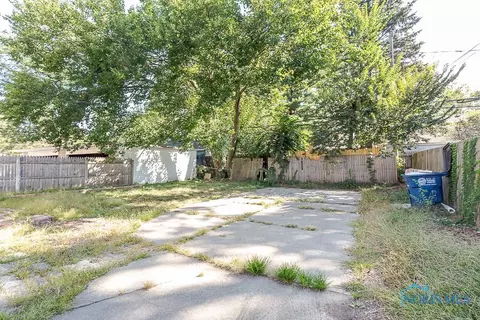 3652 Douglas Rd, Toledo, OH 43613 photo 37