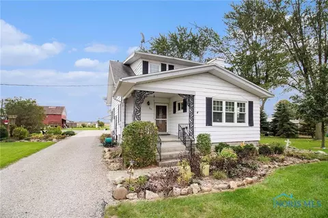265 N Billman Rd, Genoa, OH 43430