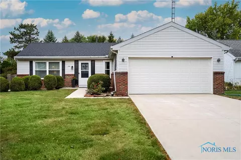 635 Bennington Dr, Maumee, OH 43537