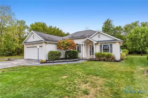 1564 Plum Creek Dr, Findlay, OH 45840