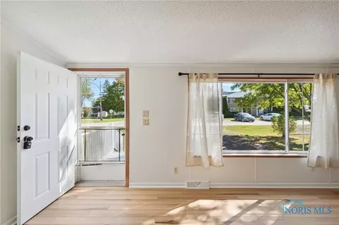 200 S Walnut St, Fayette, OH 43521 photo 6