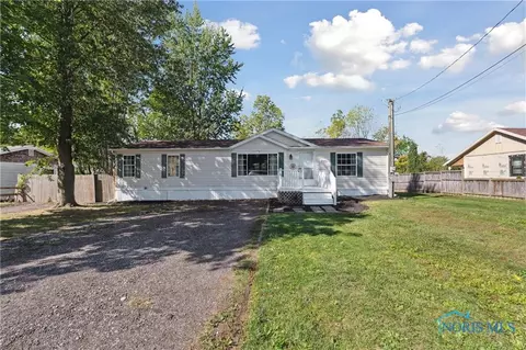 200 S Walnut St, Fayette, OH 43521 photo 3