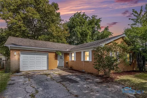5732 Hill Ave, Toledo, OH 43615