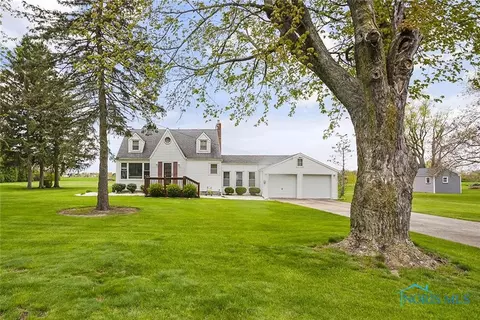 1410 S Wynn Rd, Oregon, OH 43616
