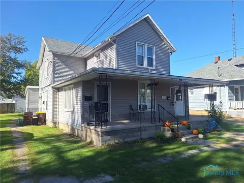 1034 Harrison Ave, Defiance, OH 43512