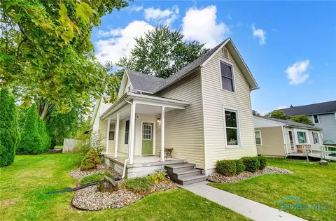 211 E Perrin Ave, Mccomb, OH 45858 photo 3