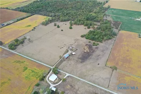 3694 County Road 133 County Rd, Elmore, OH 43416
