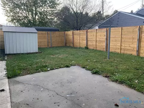 847 E Bryan St, Bryan, OH 43506 photo 7