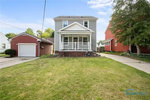2563 Pershing Dr, Toledo, OH 43613