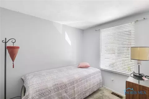 521 Richards Rd, Toledo, OH 43607 photo 14