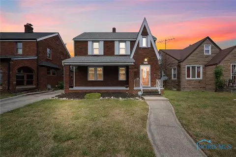624 Waybridge Rd, Toledo, OH 43612