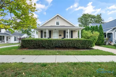 241 S Maple St, Bowling Green, OH 43402