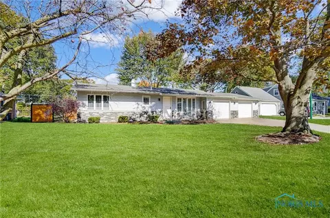 115 Elm St, Swanton, OH 43558