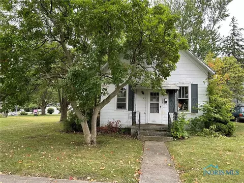 125 E Wallace St, Findlay, OH 45840