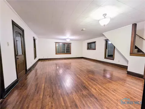 305 E Main St, Wayne, OH 43466 photo 11