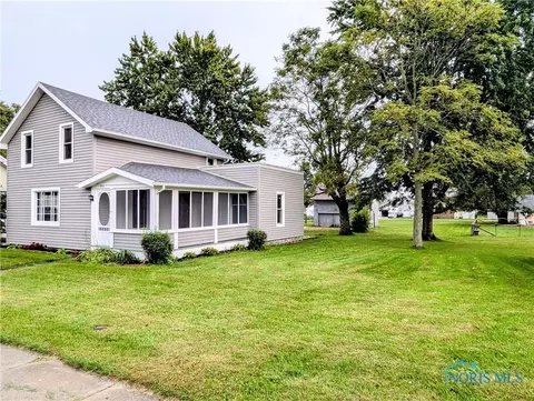 305 E Main St, Wayne, OH 43466 photo 2