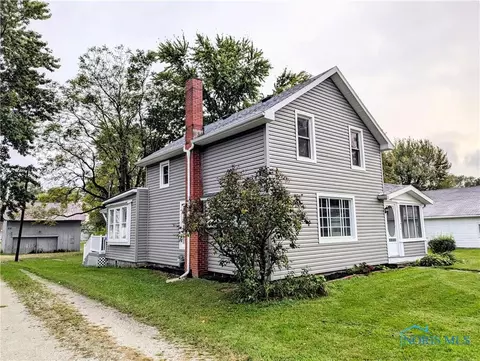 305 E Main St, Wayne, OH 43466 photo 3