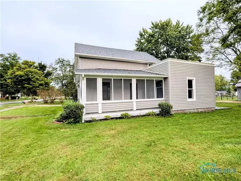 305 E Main St, Wayne, OH 43466 photo 4