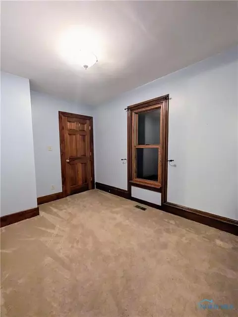 305 E Main St, Wayne, OH 43466 photo 21