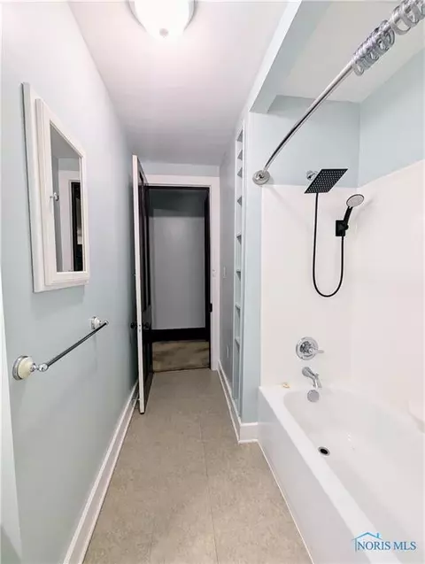 305 E Main St, Wayne, OH 43466 photo 19