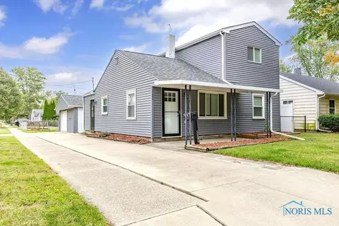 1160 Birch Ave, Maumee, OH 43537