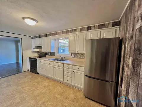 161 Crestview Ln, Tiffin, OH 44883 photo 12