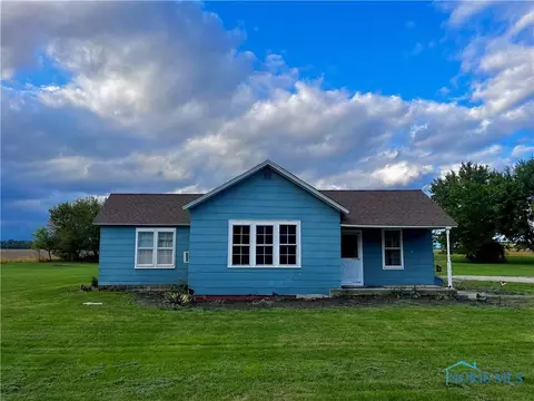 17087 W State Route 105, Elmore, OH 43416