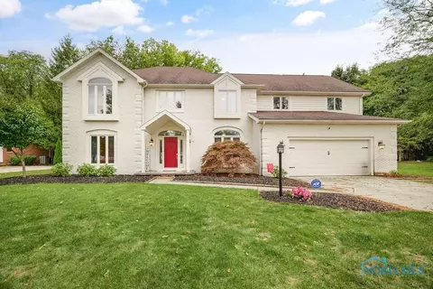 2245 Heatherwood Dr, Findlay, OH 45840