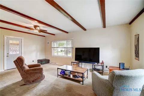 532 N Liberty St, Ada, OH 45810 photo 6