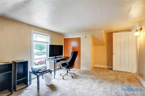 532 N Liberty St, Ada, OH 45810 photo 22
