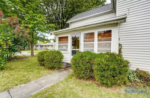 532 N Liberty St, Ada, OH 45810 photo 3