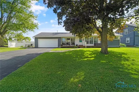 2540 Taft Ave, Oregon, OH 43616
