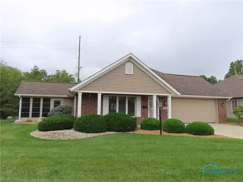 1121 Town Line Rd #152, Bryan, OH 43506