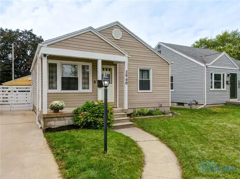 2940 Indianola Dr, Toledo, OH 43614