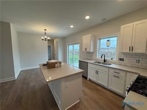 1855 Caleb Ct, Waterville, OH 43566 photo 8
