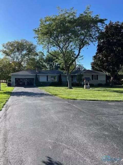 3284 S Sr 23, Alvada, OH 44802